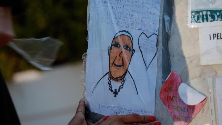 Papa Francisco: Duodécimo aniversario de pontificado celebrado con cariño y oraciones globales
