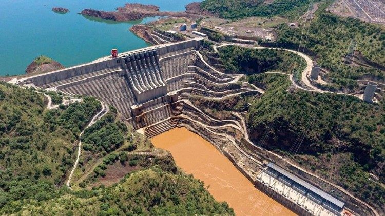 África en transformación: Desarrollo socioeconómico y avance tecnológico impulsados por su vitalidad demográfica