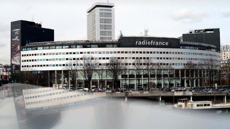 Cumbre de la Unión Europea de Radiodifusión en París: desafíos y oportunidades para la radio pública