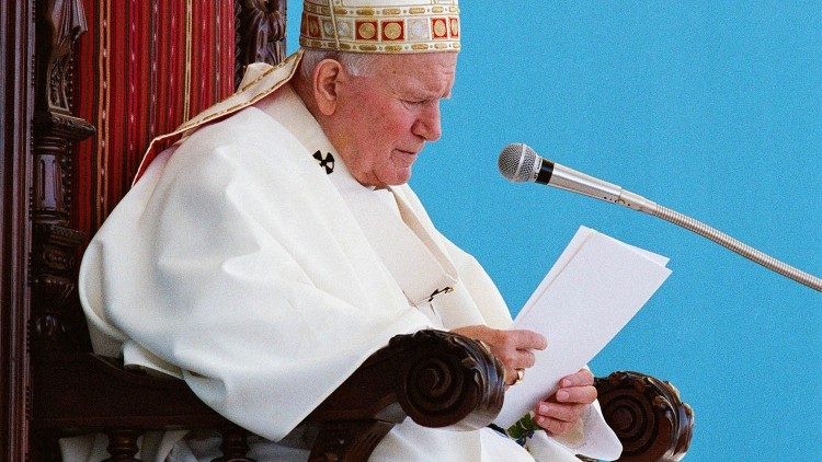 Misa conmemorativa del 20 aniversario de la muerte de Juan Pablo II: detalles y participantes