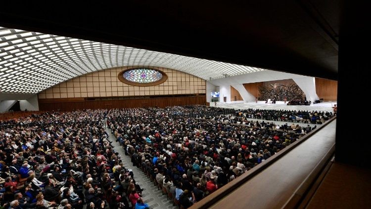 El Papa Francisco destaca la misericordia y transformación en Zaqueo