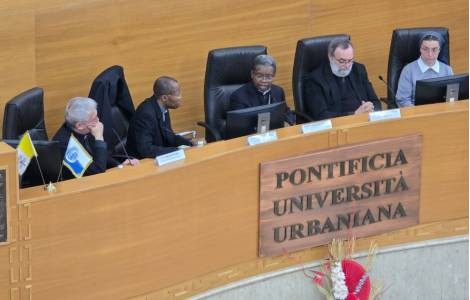El Vaticano refuerza apoyo financiero a Iglesias locales para su autonomía económica