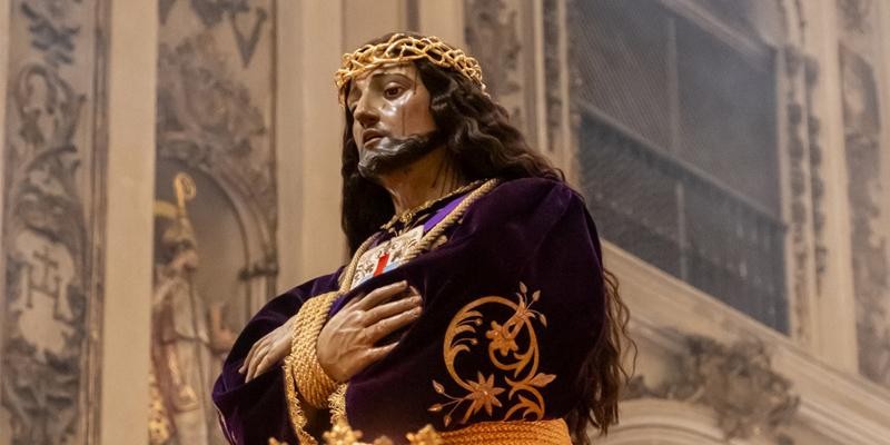 Procesión de Jesús El Pobre y María Santísima del Dulce Nombre en Madrid el 17 abril