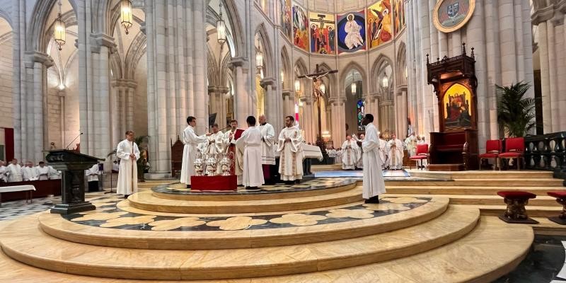 El cardenal José Cobo destaca la renovación del compromiso sacerdotal en Madrid