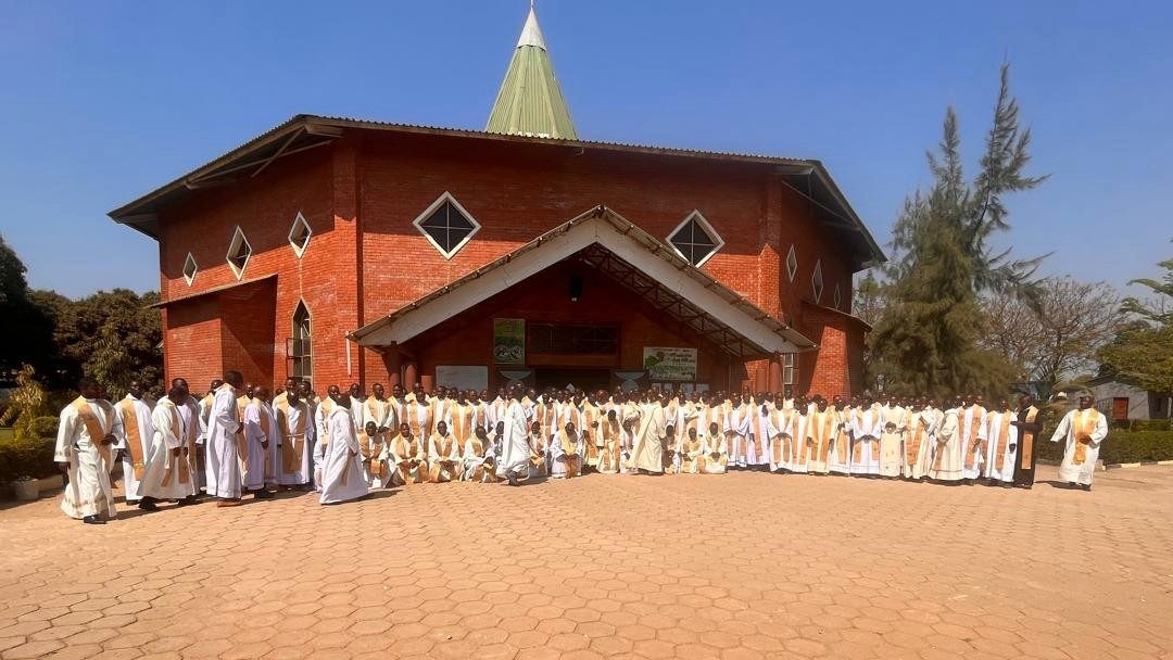 La Iglesia en Zambia colabora con el gobierno en la gestión de la deuda nacional