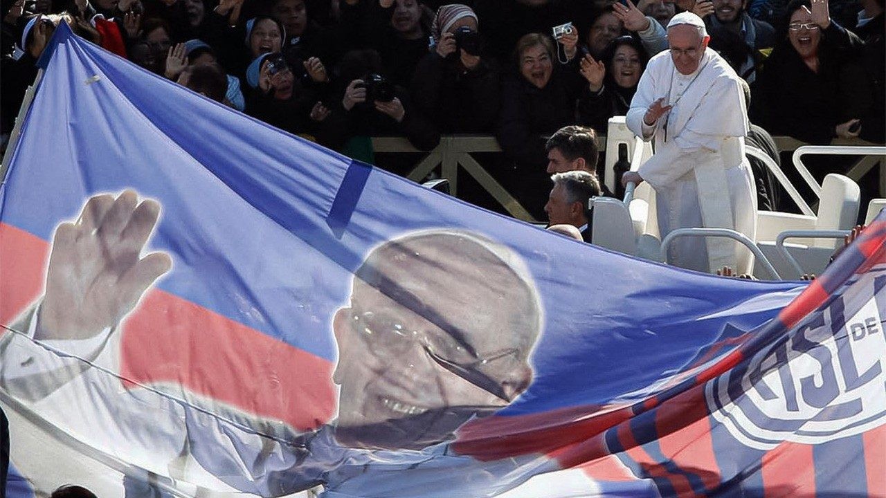 San Lorenzo rinde homenaje al Papa Francisco con vídeo y lema “Juntos por la eternidad”