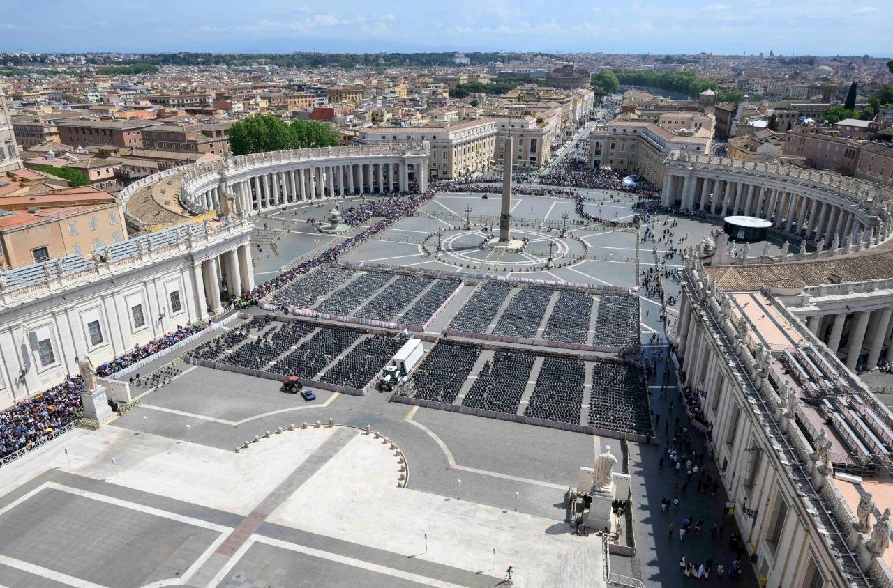 El Vaticano anuncia nuevas medidas para peregrinaciones jubilares tras fallecimiento papal
