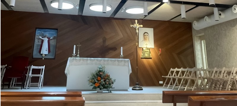 La Parroquia San Pablo VI acoge jornada de oración con presencia del obispo