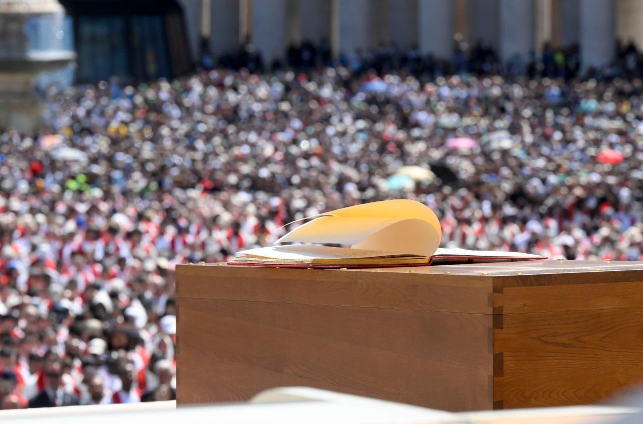 El mundo católico se despide del Papa Francisco en emotiva ceremonia en el Vaticano