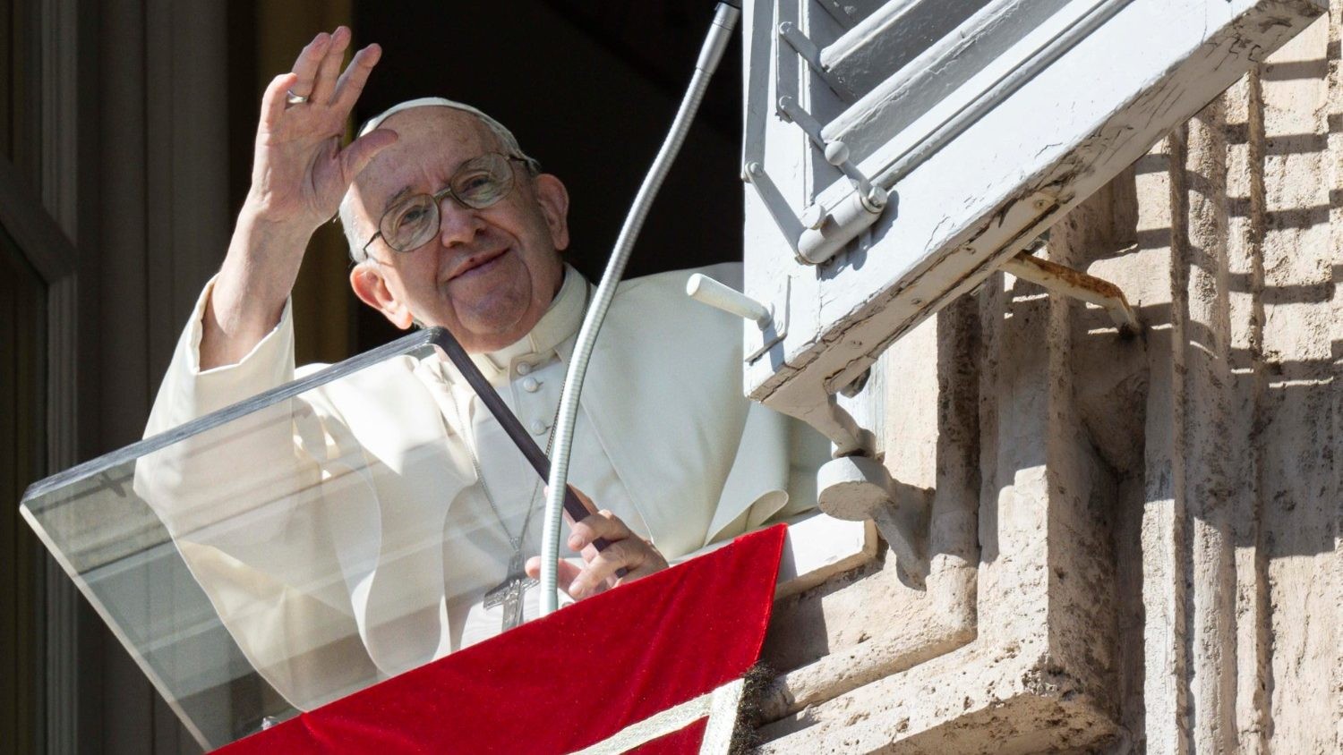 La sonrisa: expresión de piedad y esperanza en la tradición católica