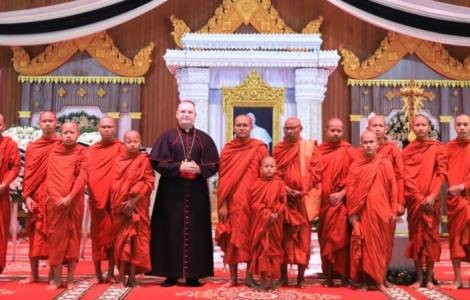 La comunidad católica en Camboya es exhortada a ser apóstoles de la misericordia