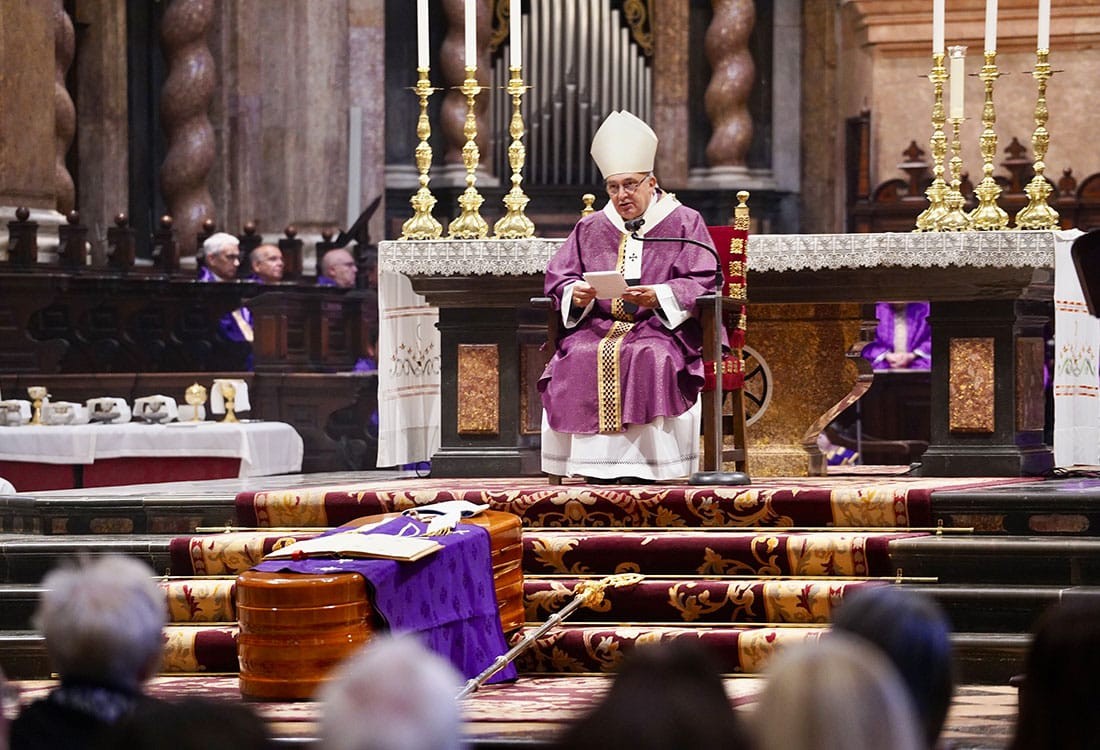 El Arzobispo de Valencia preside Misa Exequial por Mons. Escudero Torres