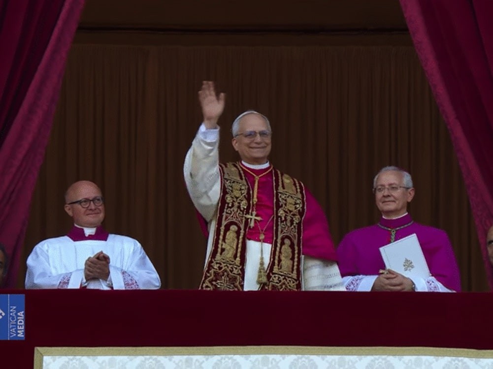 El cardenal Prevost es elegido como el nuevo Papa León XIV en el Vaticano