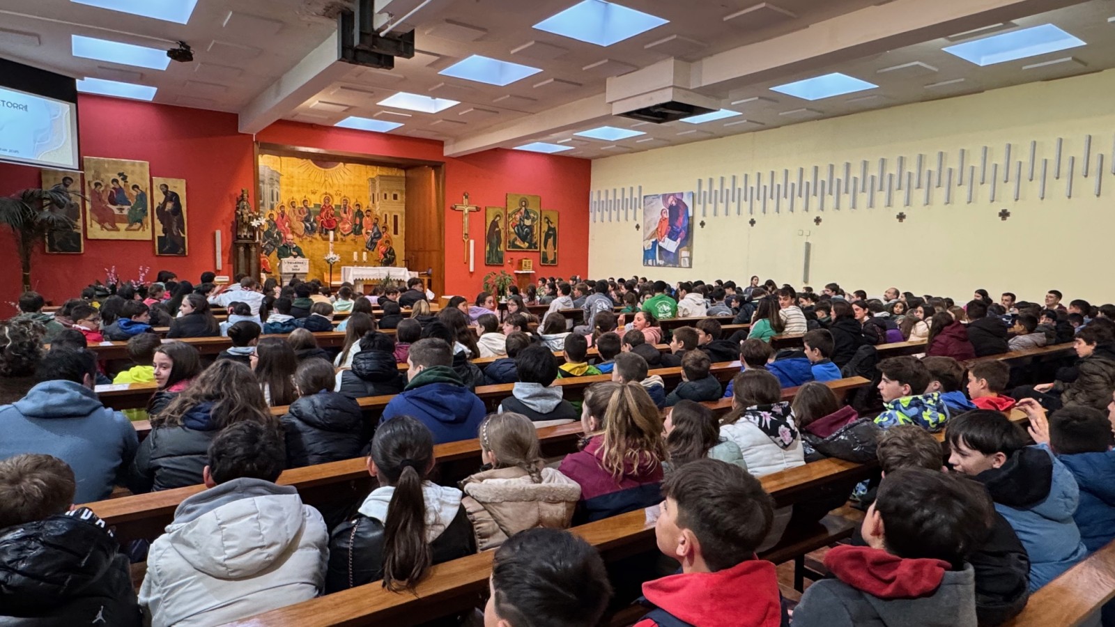 La Diócesis de Vitoria reúne a 350 jóvenes en Irribarrean 2025