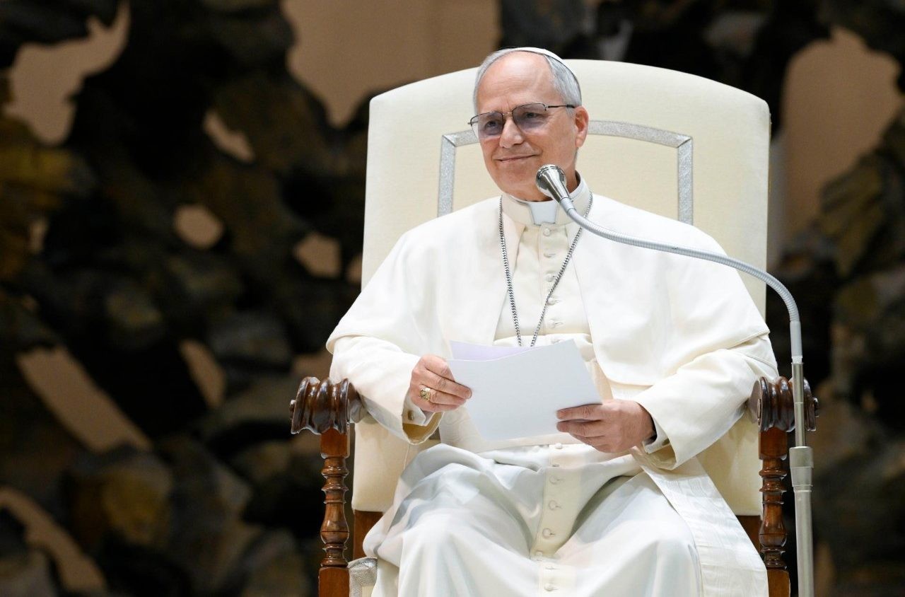 El Papa León XIV insta a los periodistas a ser artesanos de la paz